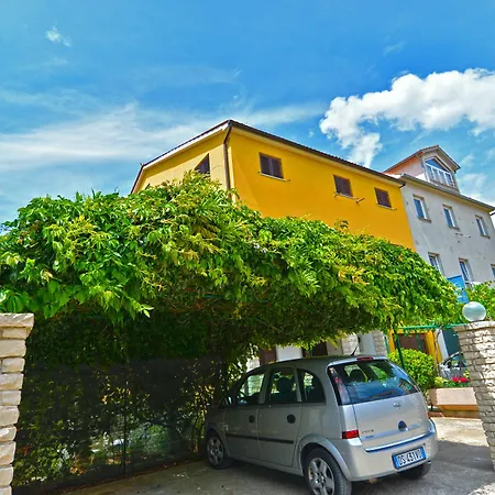 Stana 242 Apartmán
