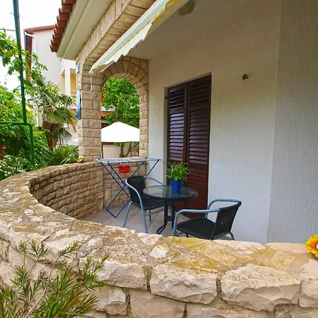 Stana 242 Apartmán Fažana