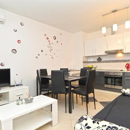 Stana 242 Apartmán