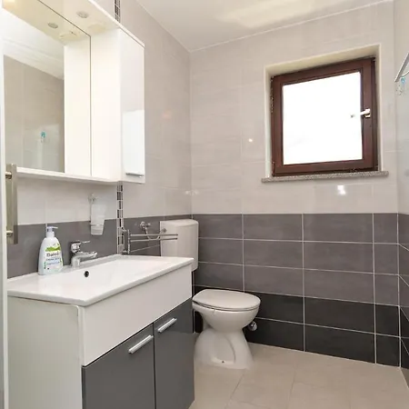 Stana 242 Apartmán Fažana