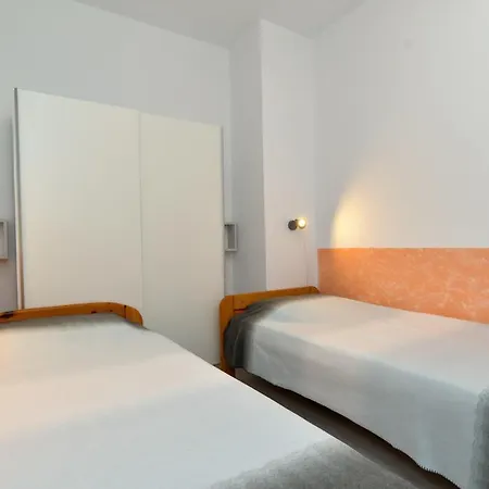 Stana 242 Apartmán